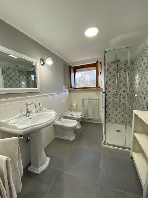 Bagno Tiare Apt.